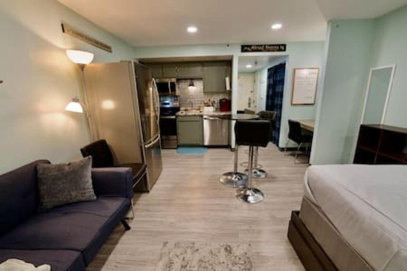 Apartment Workspace In Out Snowshoe